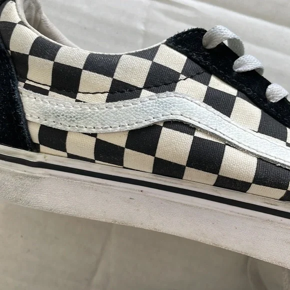 Vans Sneakers - Picture 6 of 9